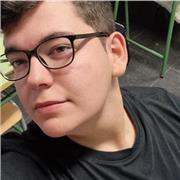 Profesor recien graduado en la Eso con 18 años